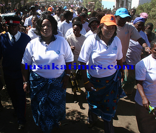 mandevump Mandevu MP Jean Kapata (in orange cap) and Lusaka district Commissioner Lilian Kapulu join Lusaka residents in commemorating the malaria day