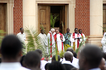 palm8 Christians from different congregations listening to religious proceedings during palm sunday in Lusaka