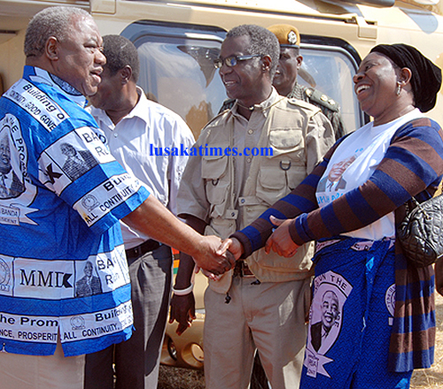 FILE: Evelyn Mwanawasa (R) welcoming RB