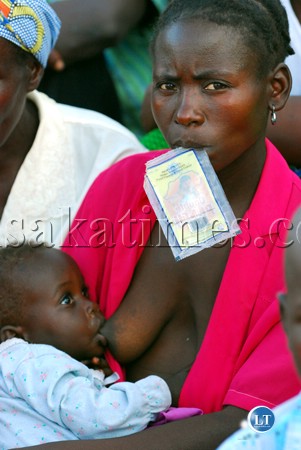 Women+breastfeeding+other+women