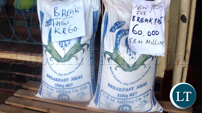 Retailers in Kasama are still selling mealie meal above the K50000, KR50 agreed upon by Government and Millers. Kasama milling 25kg bag of breakfast is selling at K65000, KR65 while roller meal is selling at K46000, KR 46