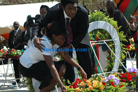 Late Levy Mwanawasa's children mourning when laying wreaths on his grave during the memorial service in Lusaka