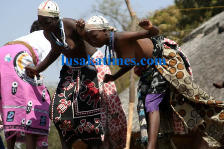 New initiate from Malawi dancing during the Kulamba traditional ceremony.JPG	New initiate from Malawi dancing during the Kulamba traditional ceremony