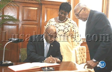 Dr. Nevers Mumba and wife Florence Mumba. Dr. Nevers Mumba and wife Florence Mumba.