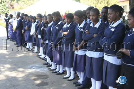 Pupils from Woodlands A basic school siging at Dr Chiluba's funeral Pupils from Woodlands A basic school siging at Dr Chiluba's funeral