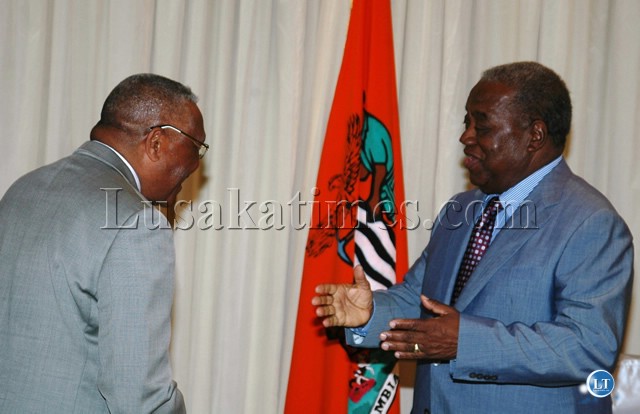 FILE: Former PRESIDENT Rupiah Banda confers with Dr,Austin Sichinga during the occasion of the dissolution of the National Assembly at State House PRESIDENT Rupiah Banda confers with Dr,Austin Sichinga during the occasion of the dissolution of the National Assembly at State House