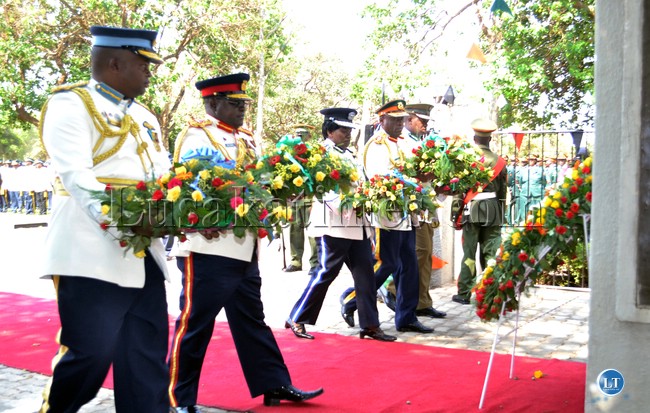Service chiefs lay wreaths in memory of departed heroes at the Freedom Statue Service chiefs lay wreaths in memory of departed heroes at the Freedom Statue