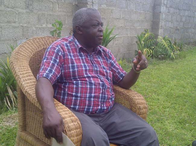 Major Kachingwe at his residence Major Kachingwe at his residence