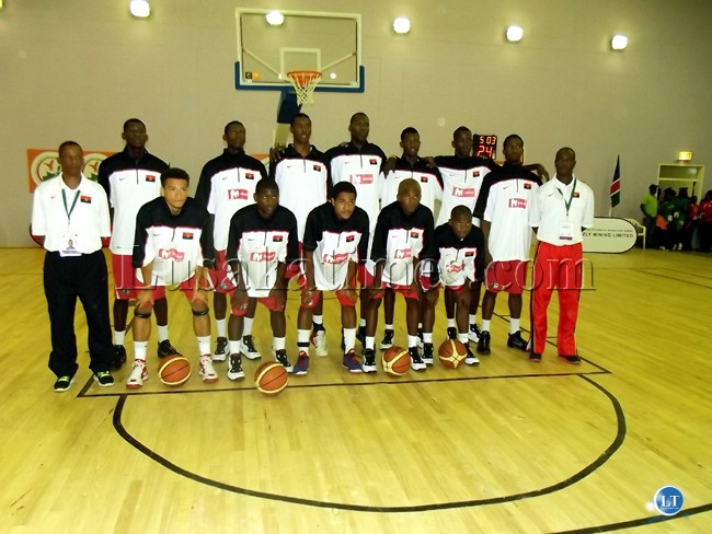 The Angolan Under 20 men's basketball team before a game