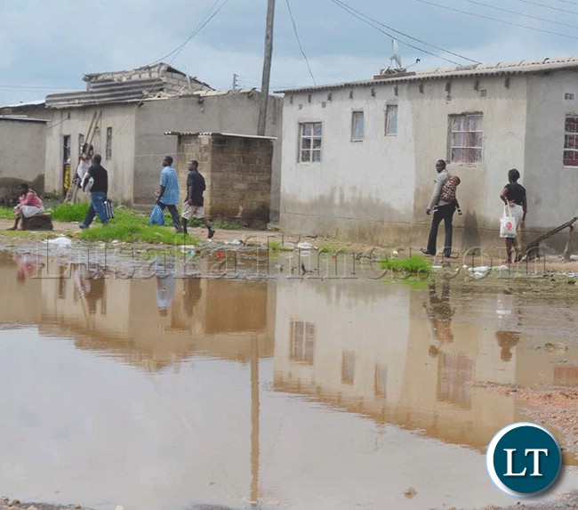 The heavy rainfall being experienced in some parts of the country such have caused severe floods. Here, a house being surrounded by flood of stagnate rainwater in Kanyama Township