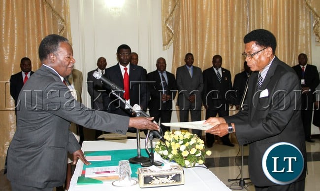 Dr Effron Lungu being swear in as Foreign affairs Minister