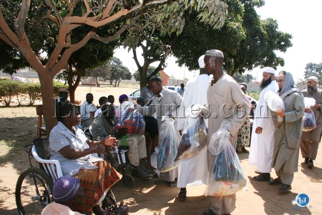 The Muslim community representatives donating hampers of food stuffs at Matero after care centre in Lusaka