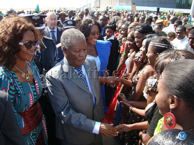 President Michael Sata and First Lady Dr Christine Kaseba greets Zambian Models on Arrival at Harry Mwaanga Nkumbula International Airport for the opening of the UNWTO 20th General Assembly -Picture by THOMAS NSAMA