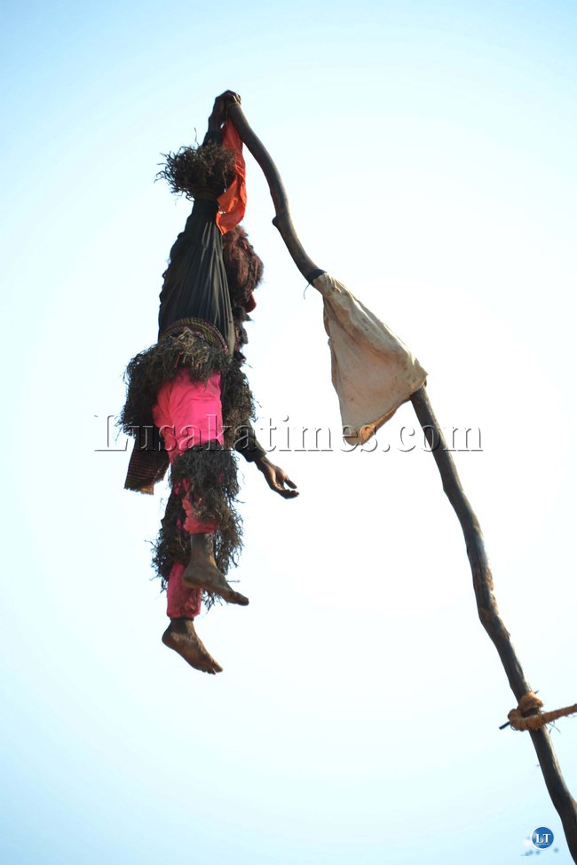 Nyau dancer dies on stage