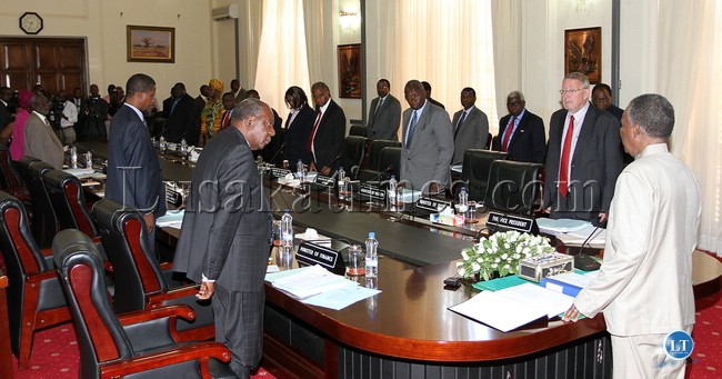 File:President Sata addresses a Cabinet meeting