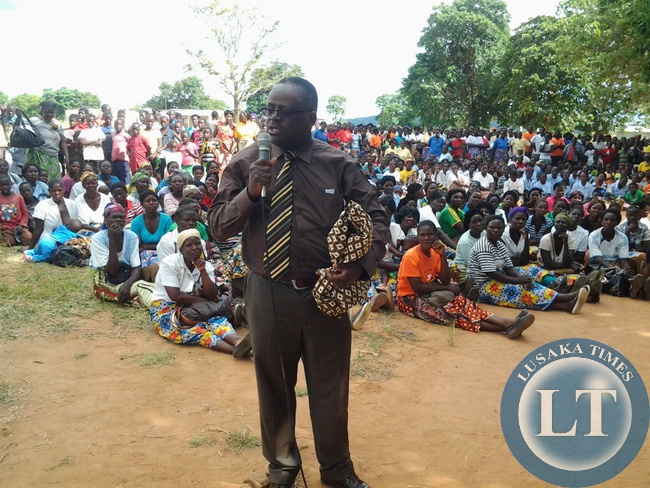 Luangeni Member of Parliament (MP) Charles Zulu addressing people during the commemoration of International Women’s Day held in the outskirt of Chipata’s at Sairi Primary School on Saturday