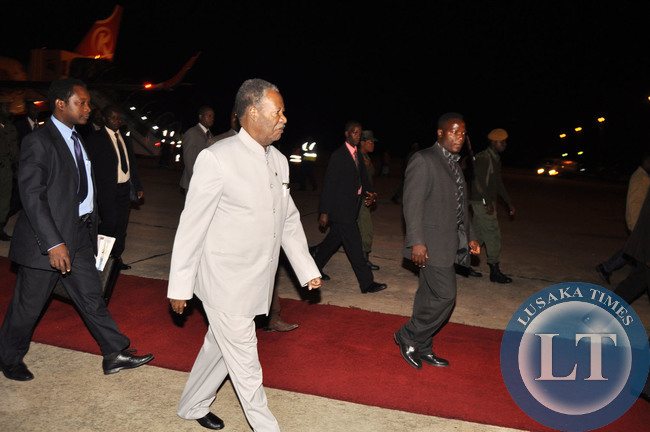 President Sata not walking on the red carpet put out for him