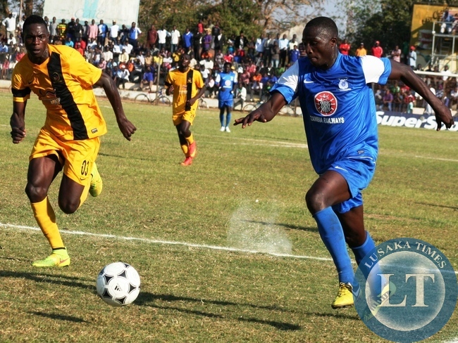 Kabwe Warriors Striker Brian Mwila (right) fighting for the Ball with Power Dynamos Defender Mutale Billy during week 16 FAZ- MTN Premier league game played at Godfrey Chitalu Stadium in Kabwe yesterday . Power won by 3 - 2 Kabwe Warriors Striker Brian Mwila (right) fighting for the Ball with Power Dynamos Defender Mutale Billy during week 16 FAZ- MTN Premier league game played at Godfrey Chitalu Stadium in Kabwe yesterday . Power won by 3 - 2