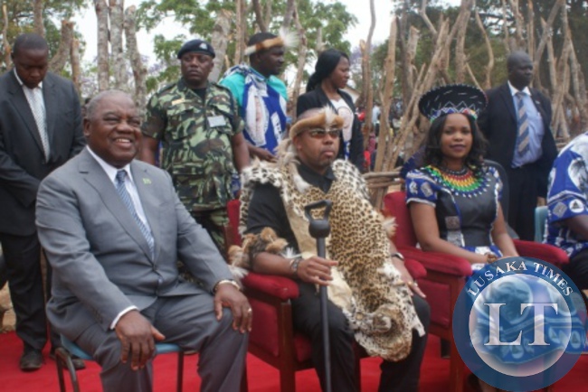 Former Zambian President Rupiah Banda with Malawian Vice-President Saulos Chilima and wife Mary