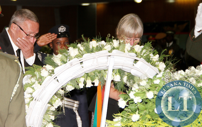 Acting President Dr Guy Scott with wife Charlotte Scott during a wreath laying ceremony at Mulungushi International Conference Centre on November 1,2014 -Picture by THOMAS NSAMA