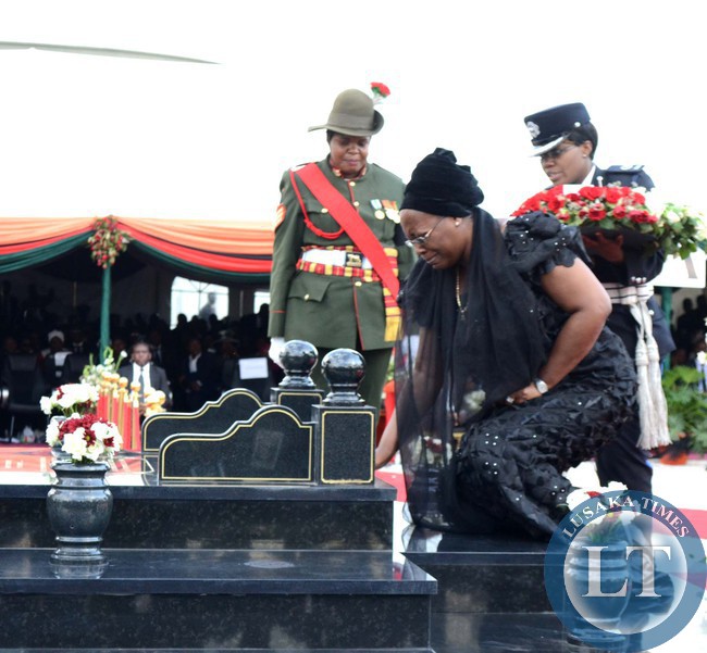 First Lady laying wreaths