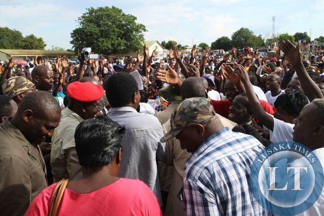 Mansa crowds