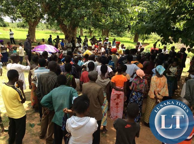 Nwakwi addressing people