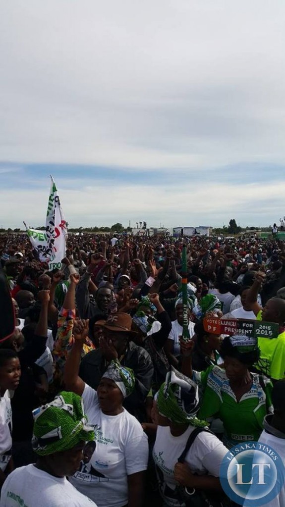 The Crowd at PF Mandevu Rally