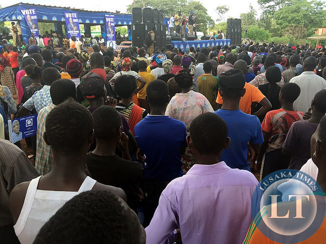 Crowds at the MMD rally