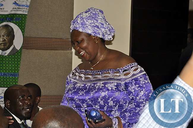 Former Petauke MP Dora Siliya interacts with other politicians before Rupiah Banda announced his support for Edgar Lungu