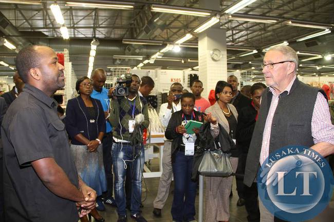Guy Scott queries Mr Price Sstore Manager