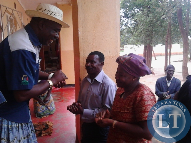 Edith Nawakwi meeting Chief Mumena of the Kaonde people in North Western Province