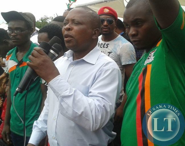 PF Chawama constituency Chairman Edward Lesa addressing the UPND rally