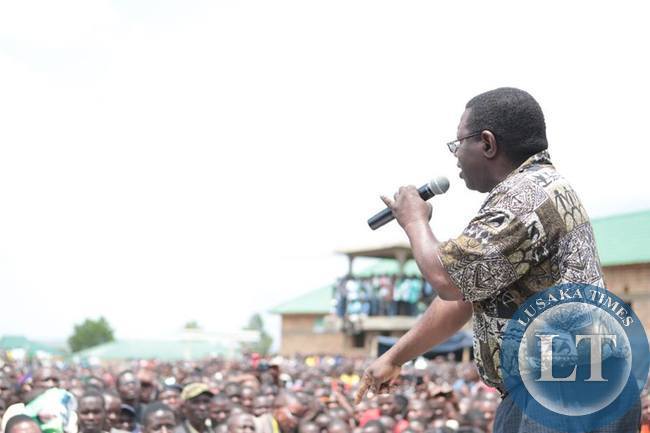 Samuel Mukupa addressing the rally in Nakonde