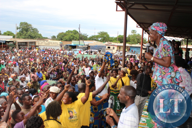 FDD President Edith Nawakwi addresses a rally in Monze