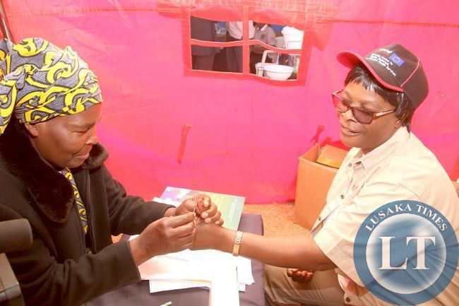 First Lad Esther Lungu actualises her Sensitisation on VCT by Taking an HIV test during Commemoration of the International VCT day in Lusaka on June 30,2015 -Picture by THOMAS NSAMA