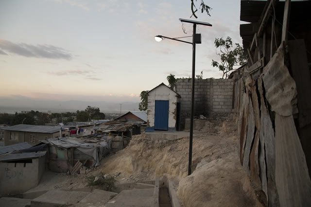 red-cross-haiti2