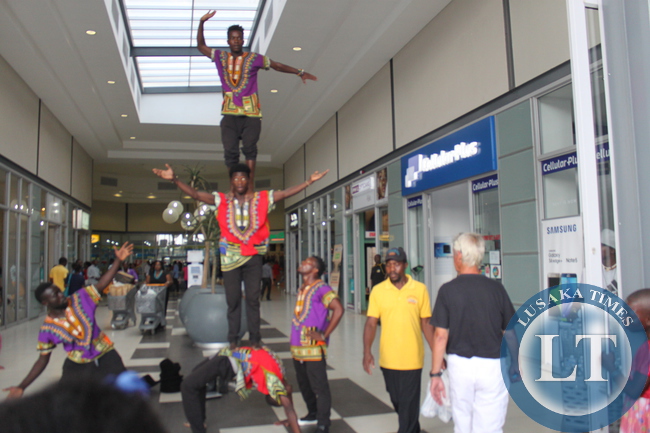 Barefeet Acrobats