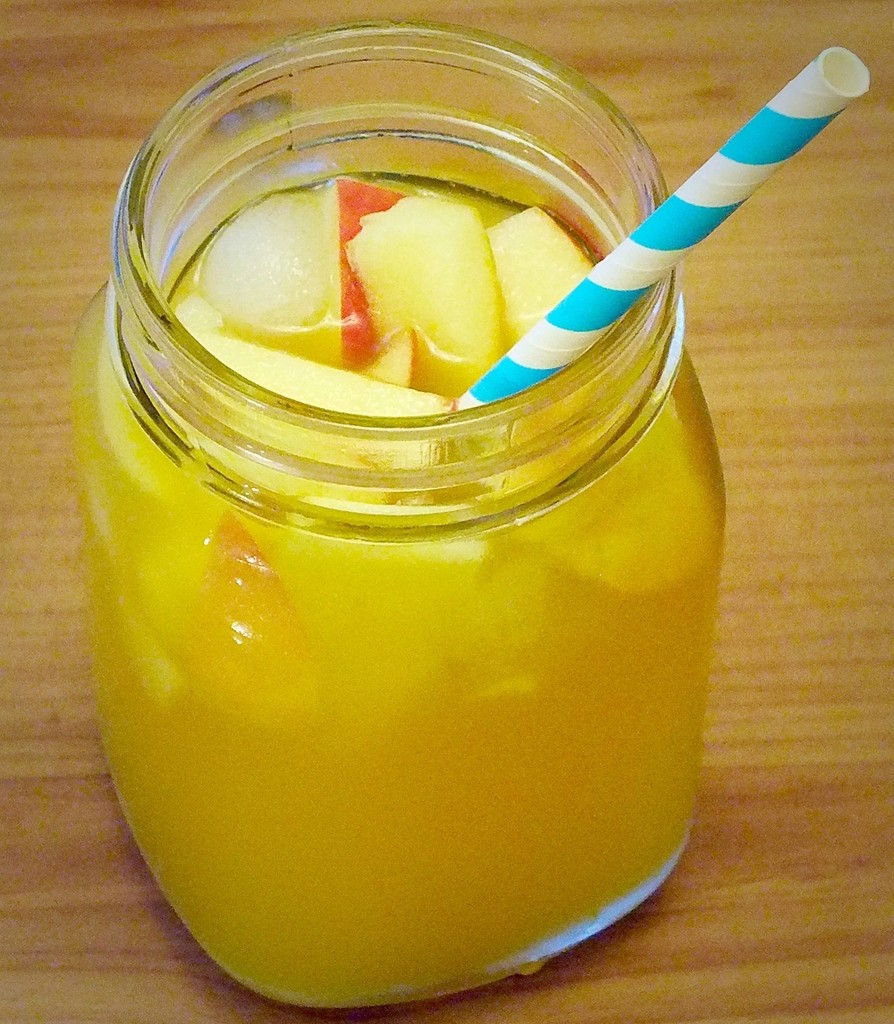 mango cocktail