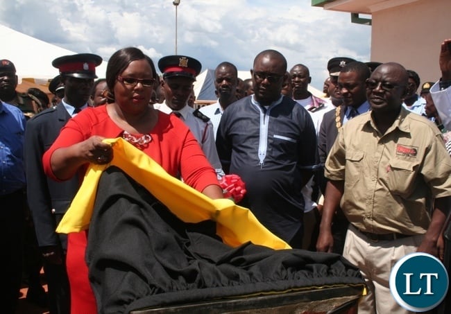 Energy minister Siliya unveils the plaque during the official opening of Solwezi Fuel depot