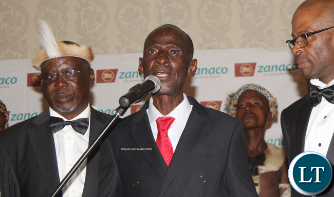 Mpezeni IV delivering his speech