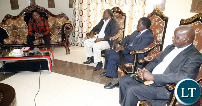 President Edgar Lungu exchange views with their Royal Highnesses chiefs Chikankata, Sinazongwe and Mapanza in Choma on Wednesday before taking a flight to meet with Chief Macha,picture by Eddie Mwanaleza/statehouse 20-1-2016.