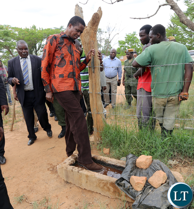 President Edgar Lungu tour with Chief Macha farm his Choma in on Wednesday 20-1-2016- Picture By Eddie Mwanaleza/Statehouse.