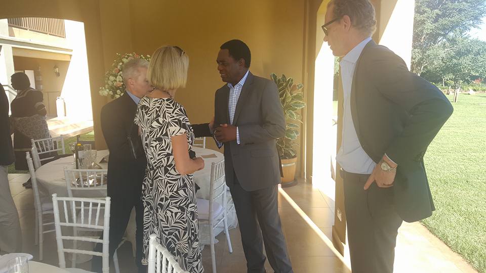 HH chats with diplomats