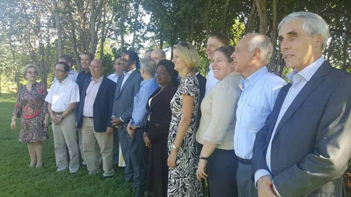 HH poses with diplomats at his New Kasama residence
