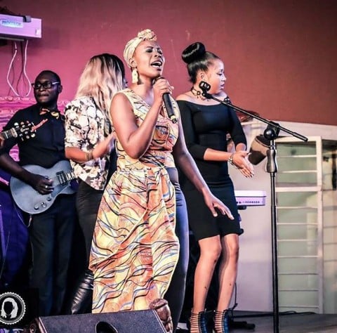 Wezi & Bombshell