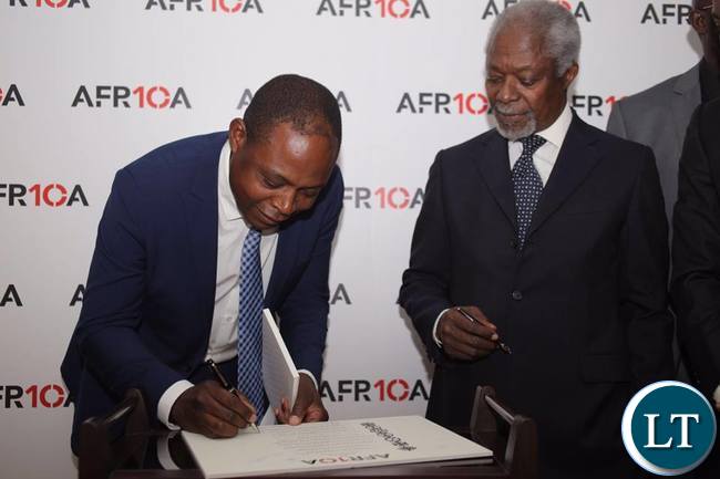 Kalusha with Koffi Annan