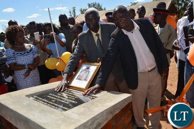 Chief Sipatunyana (Left) and Chief Simwatachela (Right) admire the Foundation stone during the Ground Breaking ceremony for Tore Schulze Memorial School in Zimba, Southern Province