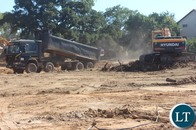 ?Earth moving equipment clearing land for the construction of Coronation Park Mall at a cost of $4m in Kabwe,Trinity Group of Companies of Ndola is the developer.Pictures By Kelvin Tembo-ZANIS