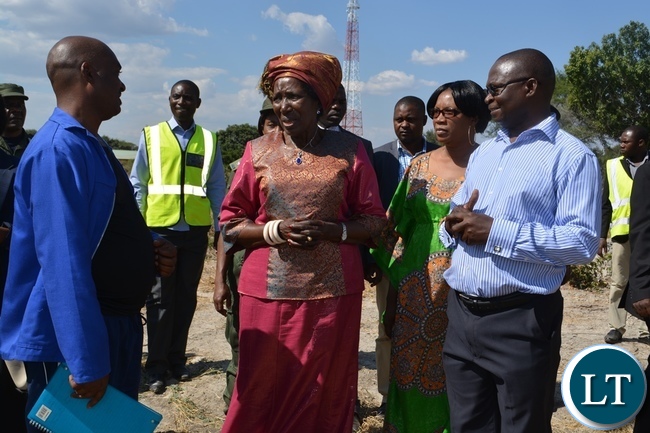 Vice President Inonge Wina inspecting the construction of Kazungula Bridge across Zambezi River